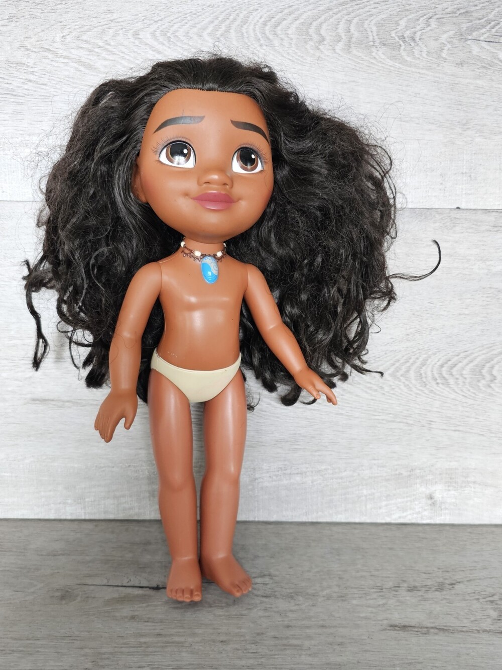 Disney Moana 14" Doll Jakks Pacific W Necklace Princess